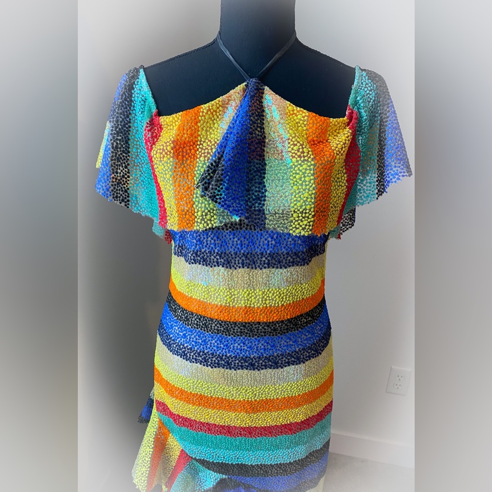 Annabeth Off the Shoulder Midi Dress
ALICE + OLIVIA - Picture 6 of 17